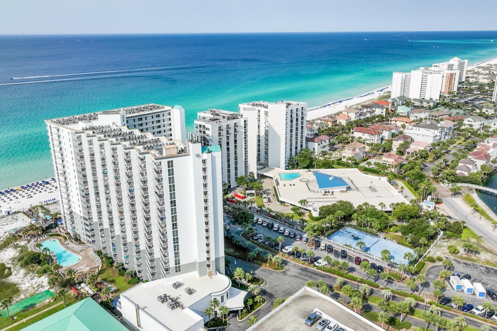 Pelican Beach Resort By Panhandle Getaways Destin Eksteriør billede