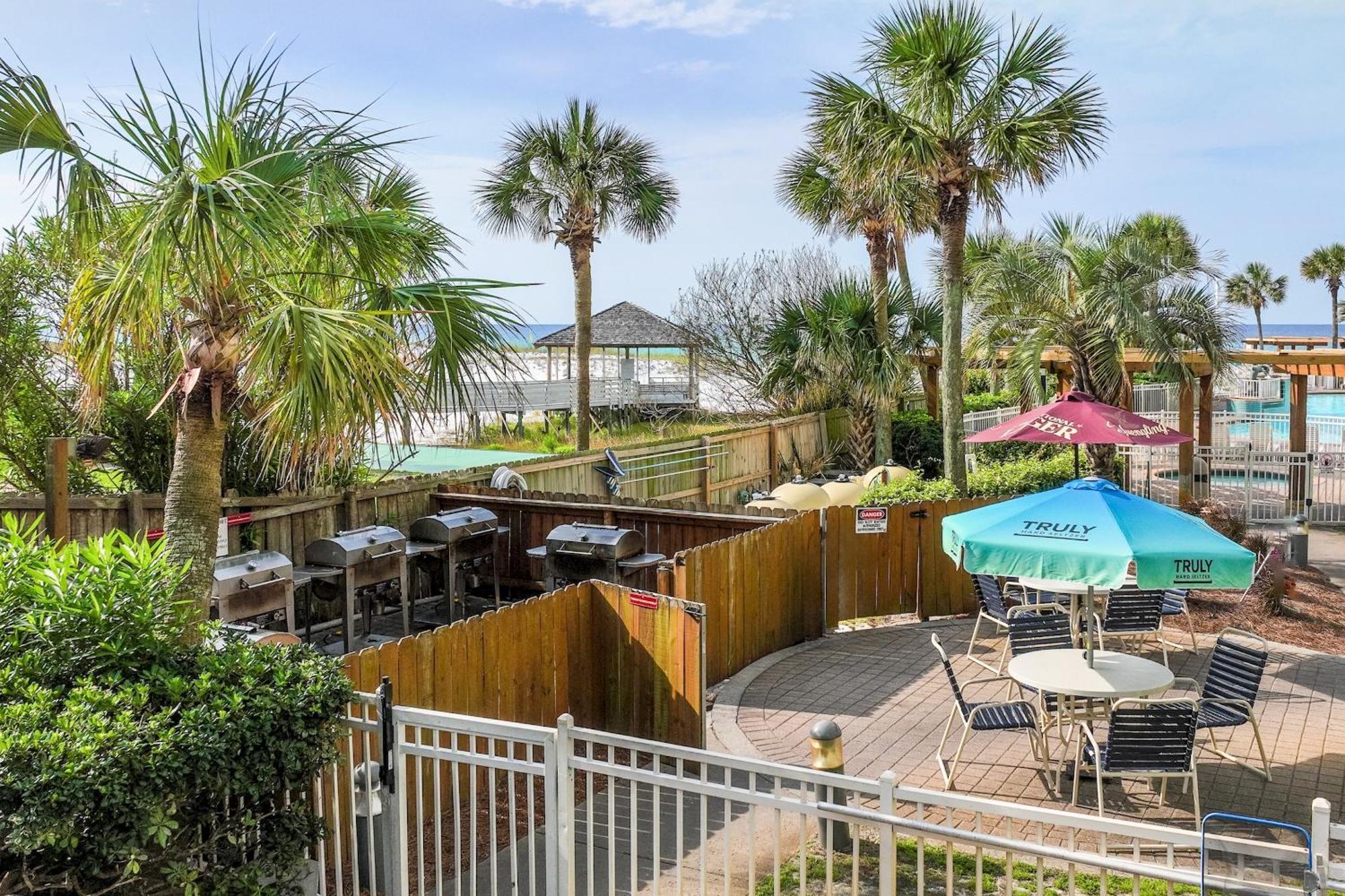 Pelican Beach Resort By Panhandle Getaways Destin Eksteriør billede